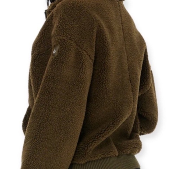 Alo jacket - Picture 2 of 12